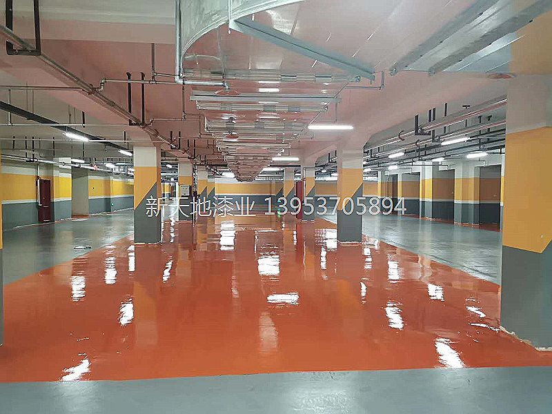 地下車(chē)庫停車(chē)場(chǎng)水泥自流平施工案例