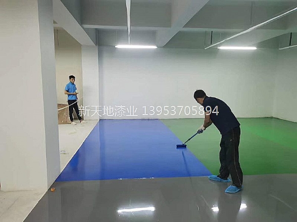專(zhuān)業(yè)地坪漆施工隊環(huán)氧地坪漆怎么施工
